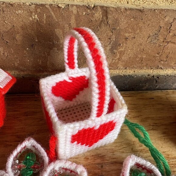 VTG Handmade Christmas Ornament Lot - Picture 8 of 16